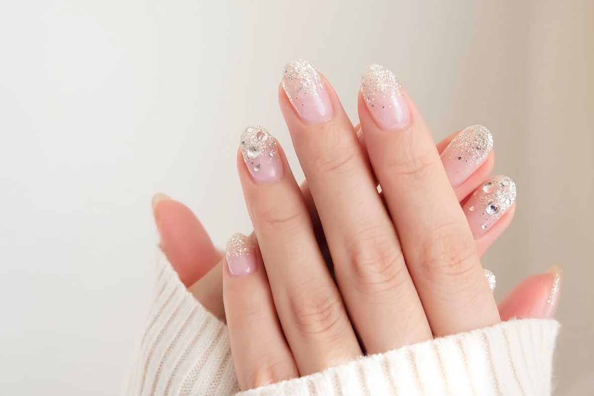 Encanto Nail 1