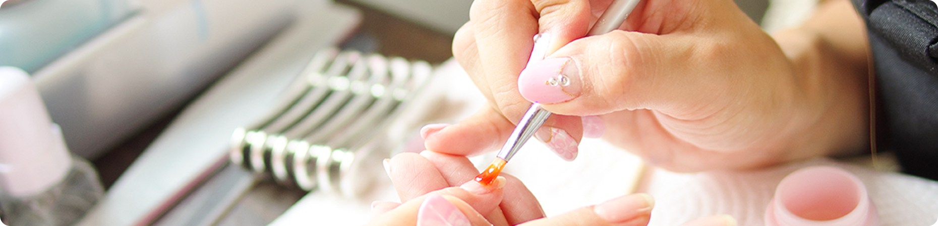 About Encanto Nail